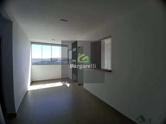 Apartamento 2 quartos e 1 banheiro, para alugar, no bairro Jardim América em Lavras