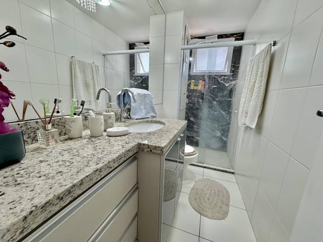 Apartamento 3 quartos e 4 banheiros, à venda, no bairro Farolândia em Aracaju
