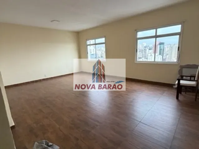 Apartamento com 200m² 2 quartos e 3 banheiros, para alugar, no bairro República em São Paulo