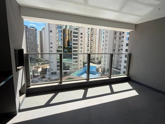 Apartamento com 10m² 3 quartos e 4 banheiros, à venda, no bairro Gleba Palhano em Londrina