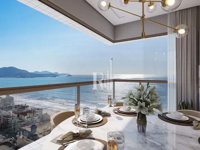 Apartamento 3 quartos e 4 banheiros, à venda, no bairro Meia Praia em Itapema