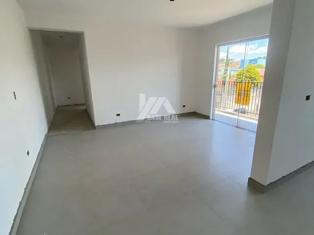 Apartamento com 78m² 2 quartos e 1 banheiro, à venda, no bairro Uvaranas em Ponta Grossa