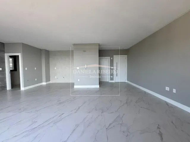 Apartamento 3 quartos e 4 banheiros, à venda, no bairro Balneário Perequê em Porto Belo
