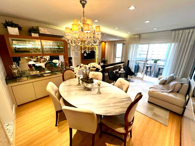 Foto do Apartamento - Apto à venda com área de lazer,  Ed. SANTOS 1250, 85m² útil, sala estendida, 2 dorm. (1 suíte) sacada c/ churrasqueira, 2 vagas paralelas, Londrina - Centro | EVIDÊNCIA Imóveis