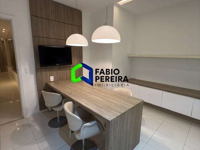 Apartamento com 256m² 4 quartos e 6 banheiros, à venda, no bairro Barra da Tijuca em Rio de Janeiro