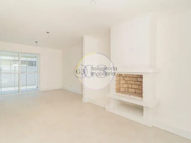 Apartamento 3 quartos e 2 banheiros, para alugar, no bairro São Gonçalo em Pelotas