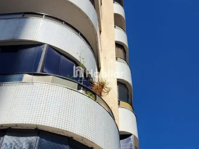 Apartamento 4 quartos e 5 banheiros, à venda, no bairro Caminho das Árvores em Salvador