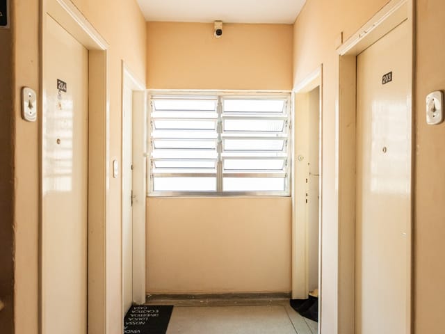 Apartamento 1 quarto e 1 banheiro, para alugar, no bairro Liberdade em São Paulo