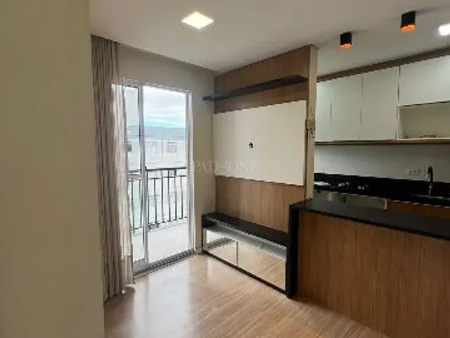 Apartamento com 60m² 2 quartos e 1 banheiro, à venda, no bairro Centro em Camboriú