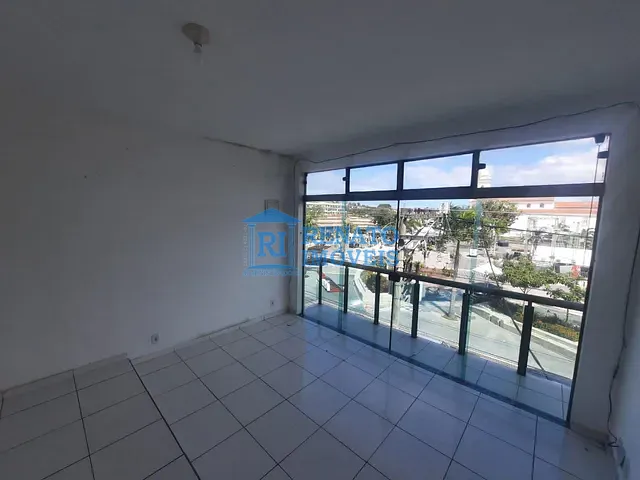 Apartamento 1 quarto e 1 banheiro, para alugar, no bairro Centro em Maricá