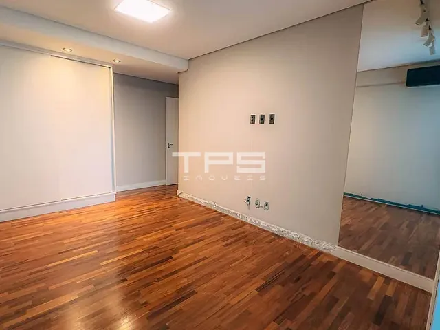 Apartamento com 471m² 3 quartos e 5 banheiros, à venda ou para alugar, no bairro Cruz em Lorena
