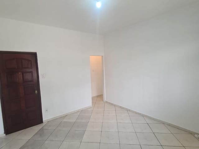 Apartamento com 39m² 1 quarto e 1 banheiro, para alugar, no bairro Todos os Santos em Rio de Janeiro