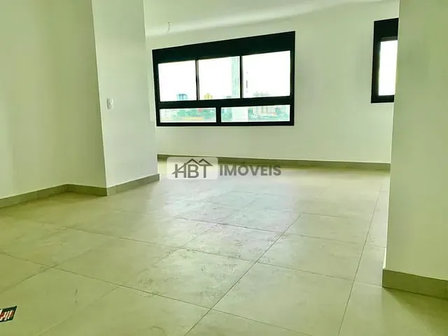Apartamento 2 quartos e 2 banheiros, à venda, no bairro Jardim Auri Verde em Bauru
