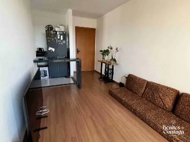 Apartamento 2 quartos e 1 banheiro, à venda, no bairro Zona 07 em Rua Quintino Bocaiúva