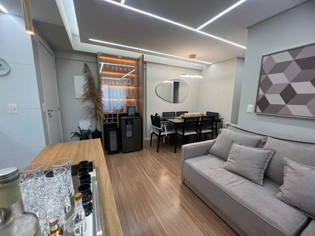 Apartamento com 134m² 3 quartos e 2 banheiros, à venda, no bairro Jardim Shangri-la A em Londrina