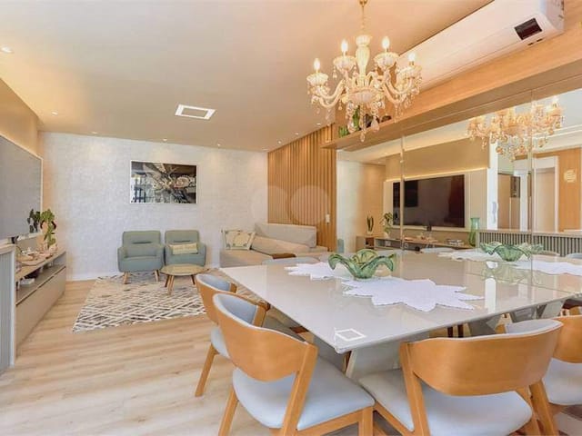 Apartamento com 107m² 3 quartos e 3 banheiros, à venda, no bairro Centro em Curitiba