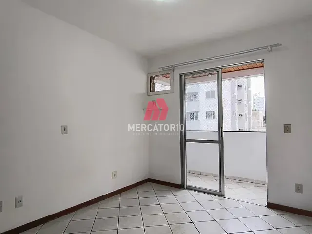 Apartamento para alugar, no bairro Victor Konder em Blumenau
