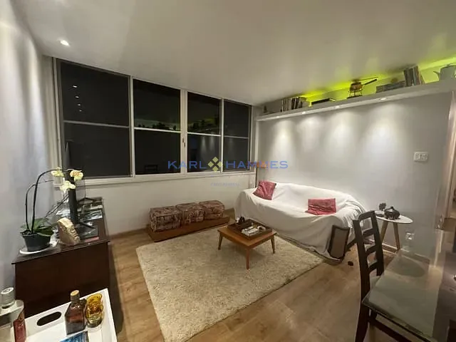 Apartamento 2 quartos e 2 banheiros, à venda, no bairro Centro em Petrópolis