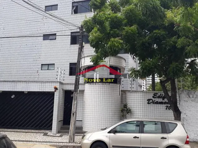 Apartamento 3 quartos e 2 banheiros, à venda, no bairro Cocó em Fortaleza