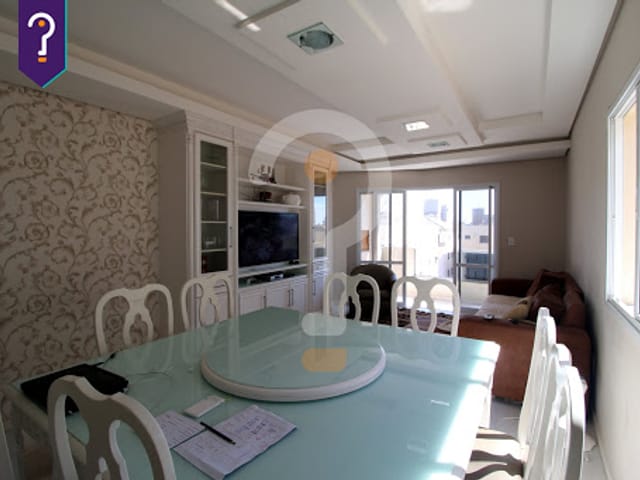 Apartamento 4 quartos e 3 banheiros, para alugar, no bairro Mar Grosso em Laguna