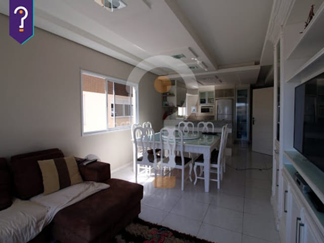 Apartamento 4 quartos e 3 banheiros, para alugar, no bairro Mar Grosso em Laguna