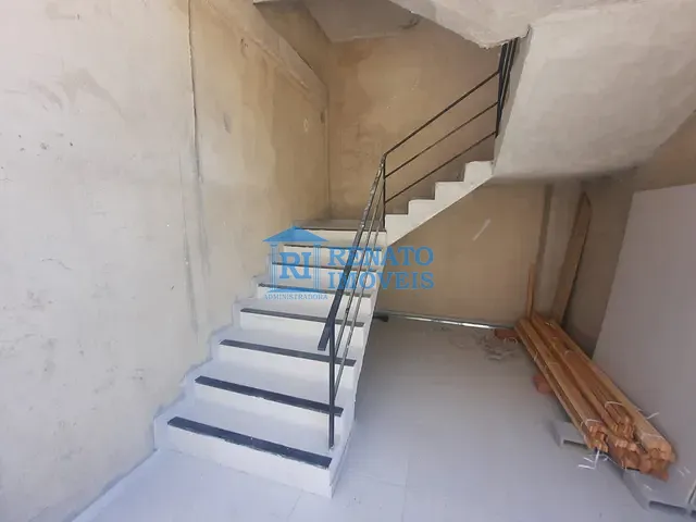 Apartamento 2 quartos e 1 banheiro, para alugar, no bairro Ubatiba em Maricá
