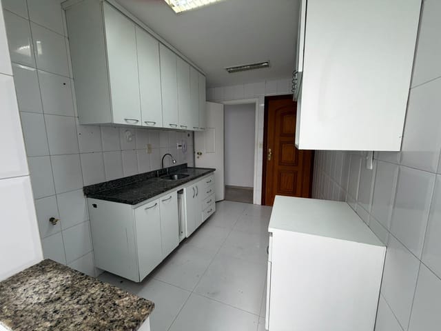 Apartamento com 114m² 3 quartos e 3 banheiros, para alugar, no bairro Recreio dos Bandeirantes em Rio de Janeiro