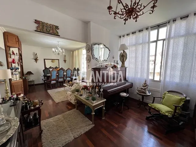 Apartamento 3 quartos e 3 banheiros, à venda, no bairro Copacabana em Rio de Janeiro