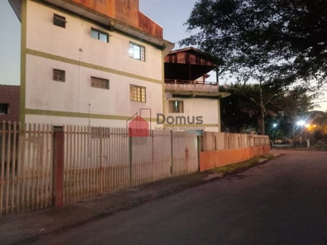 Apartamento para alugar, no bairro Centro em Ubatuba