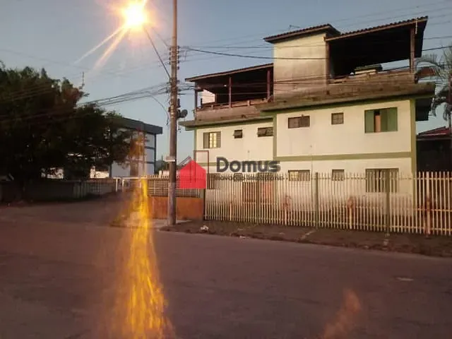 Apartamento para alugar, no bairro Centro em Ubatuba