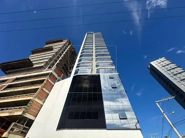 Apartamento 3 quartos e 4 banheiros, à venda, no bairro Perequê em Porto Belo