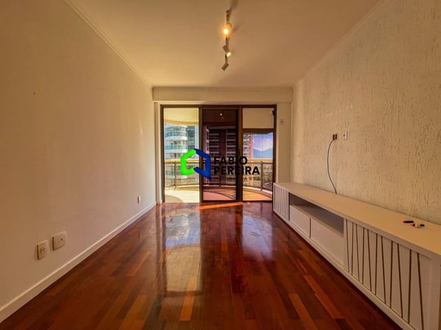 Apartamento com 96m² 2 quartos e 2 banheiros, à venda, no bairro Barra da Tijuca em Rio de Janeiro