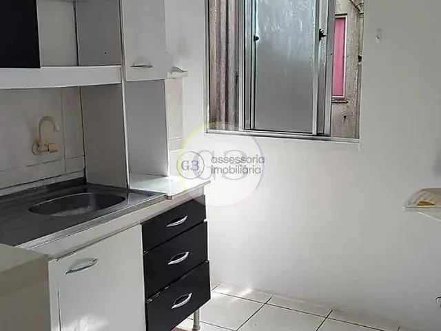 Apartamento com 50m² 2 quartos e 1 banheiro, para alugar, no bairro São Gonçalo em Pelotas