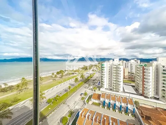 Apartamento com 200m² 4 quartos e 4 banheiros, à venda, no bairro Praia das Palmeiras em Caraguatatuba
