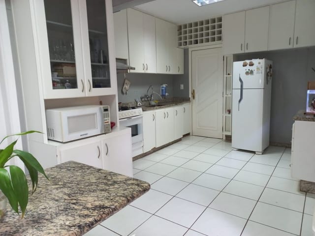 Foto do Apartamento - Apartamento à venda no Ed. Caravelas, 149m² com 5 quartos (sendo 1 suíte) 1 vaga de garagem, Centro/Londrina, PR | Taive