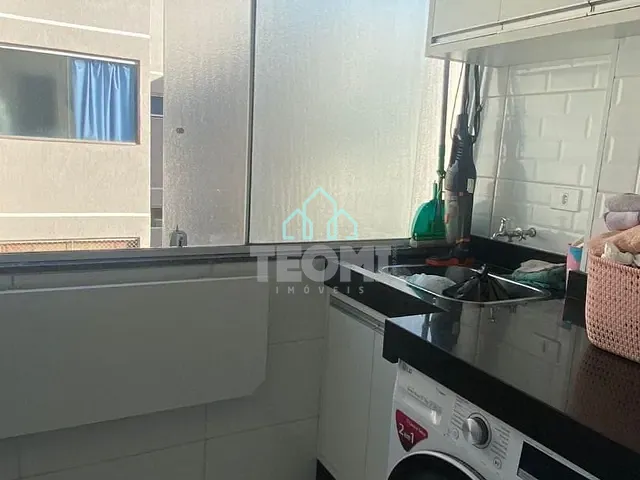 Apartamento 2 quartos e 1 banheiro, à venda, no bairro Parque Santo Antônio em Taubaté
