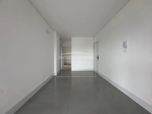 Apartamento 2 quartos e 3 banheiros, à venda, no bairro Balneário Perequê em Porto Belo