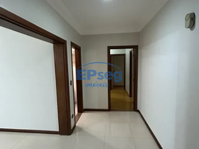 Apartamento com 414m² 3 quartos e 8 banheiros, à venda, no bairro Centro em Londrina