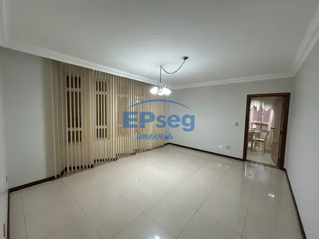 Apartamento com 414m² 3 quartos e 8 banheiros, à venda, no bairro Centro em Londrina