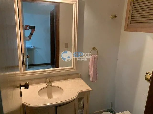 Apartamento com 414m², à venda, no bairro Centro em Londrina