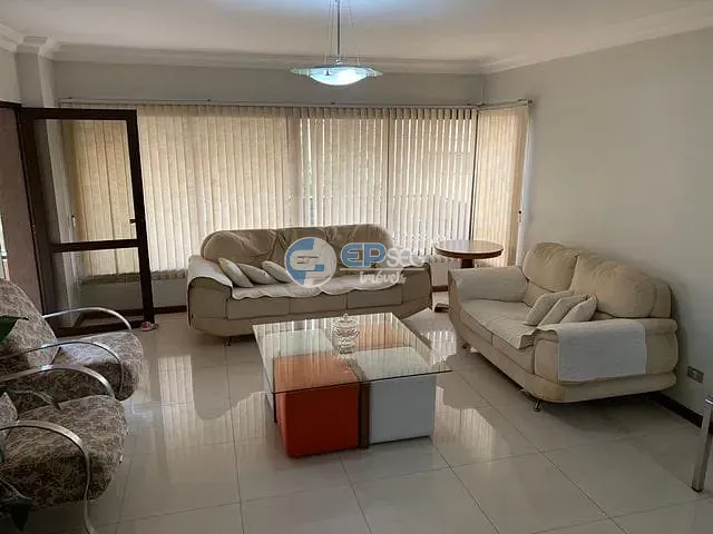 Apartamento com 414m², à venda, no bairro Centro em Londrina