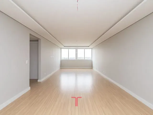 Apartamento com 167m² 3 quartos e 2 banheiros, à venda, no bairro Cabral em Curitiba