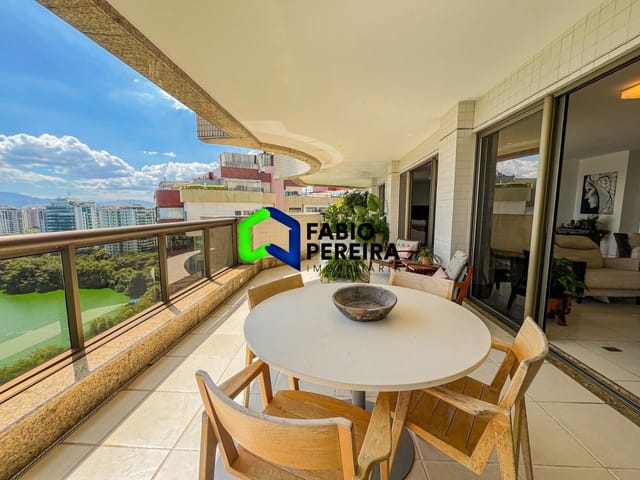 Apartamento com 407m² 4 quartos e 4 banheiros, à venda, no bairro Barra da Tijuca em Rio de Janeiro