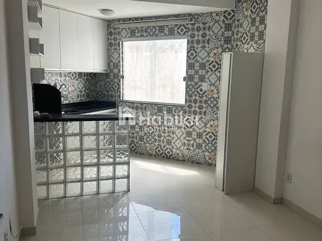 Apartamento 1 quarto e 1 banheiro, para alugar, no bairro Pituba em Salvador