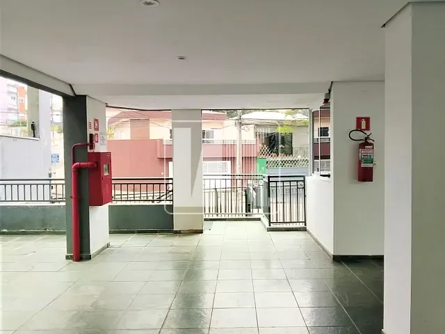 Apartamento com 65m² 2 quartos e 1 banheiro, à venda, no bairro Vila Pinheirinho em Santo André