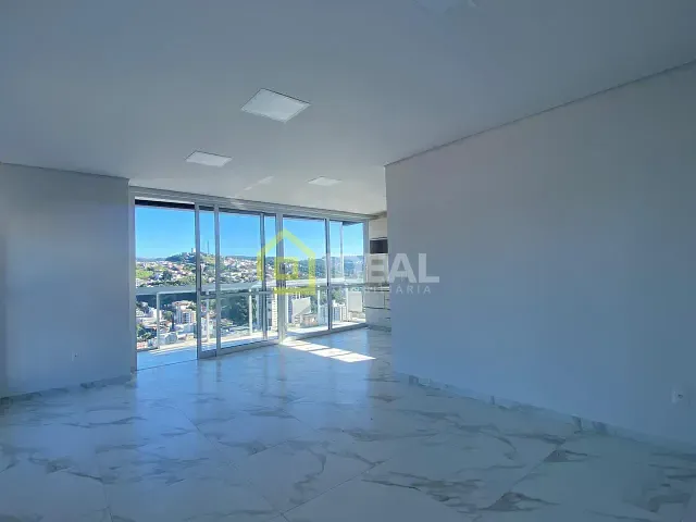 Apartamento 3 quartos e 1 banheiro, para alugar, no bairro Centro em Concórdia