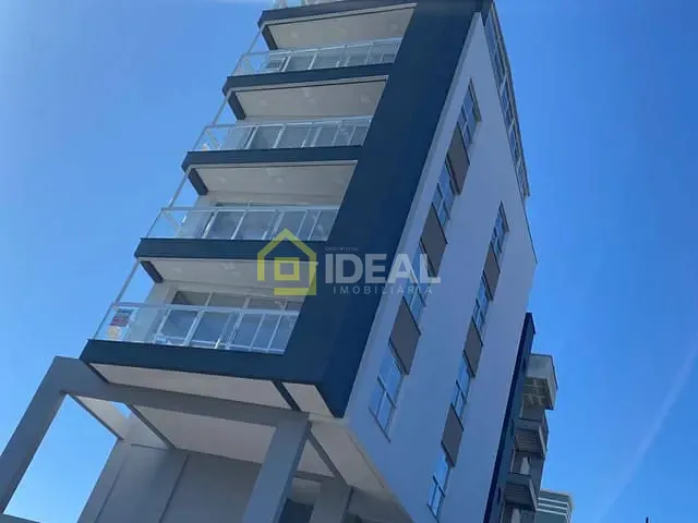Apartamento 3 quartos e 1 banheiro, para alugar, no bairro Centro em Concórdia