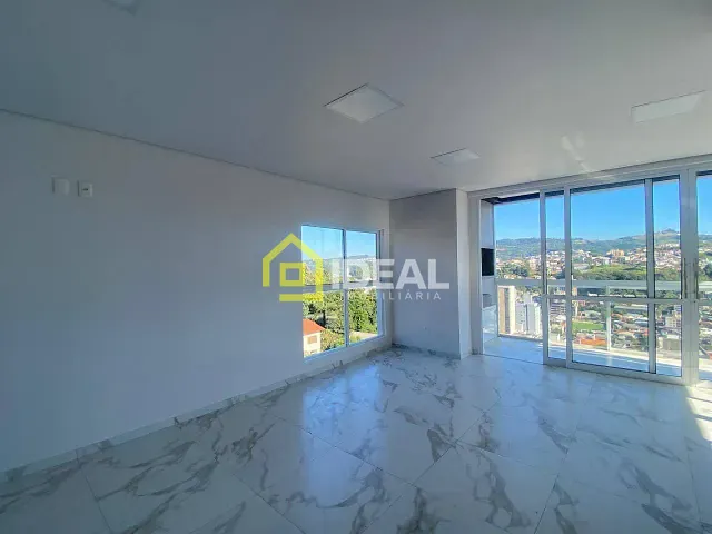 Apartamento 3 quartos e 1 banheiro, para alugar, no bairro Centro em Concórdia