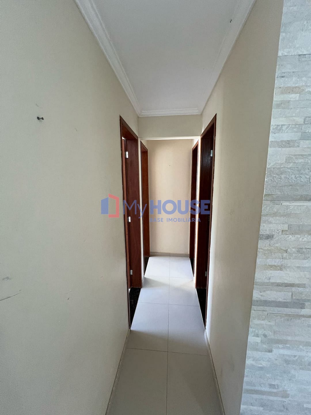 Apartamento à venda com 3 quartos, 68m² - Foto 4