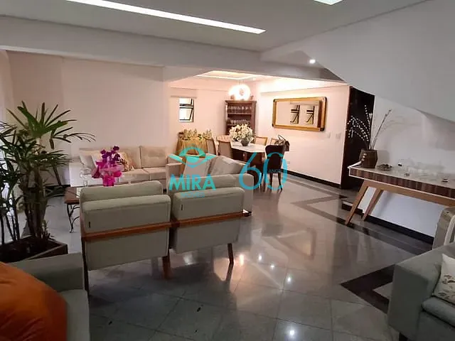 Apartamento com 230m² 4 quartos e 5 banheiros, à venda, no bairro Setor Bueno em Goiânia